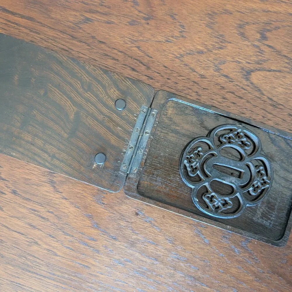Japanese Katana Tsuba Iron Sword Guard Display Stand Box 4x6